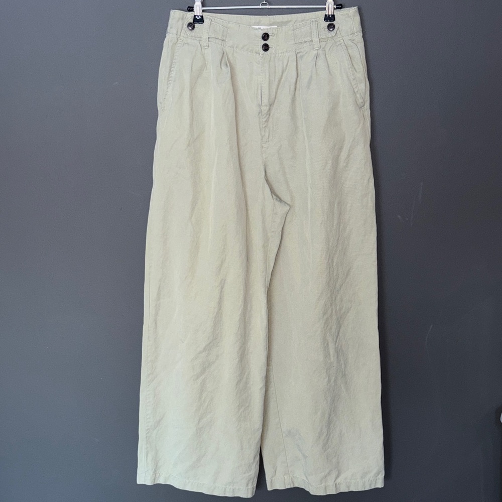 Madewell size 6 sage Light green Khaki Chinos wide leg